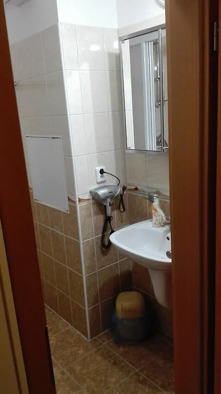 Apartment Mojmirova Prague