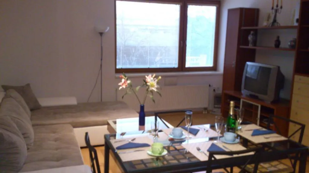Apartment Mojmirova Prag